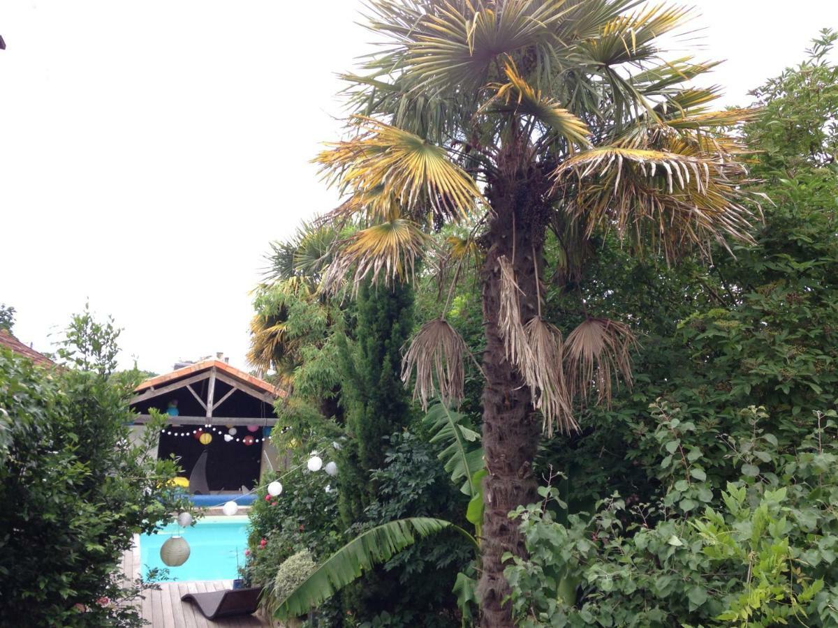 Buky Palace Pons Exterior foto