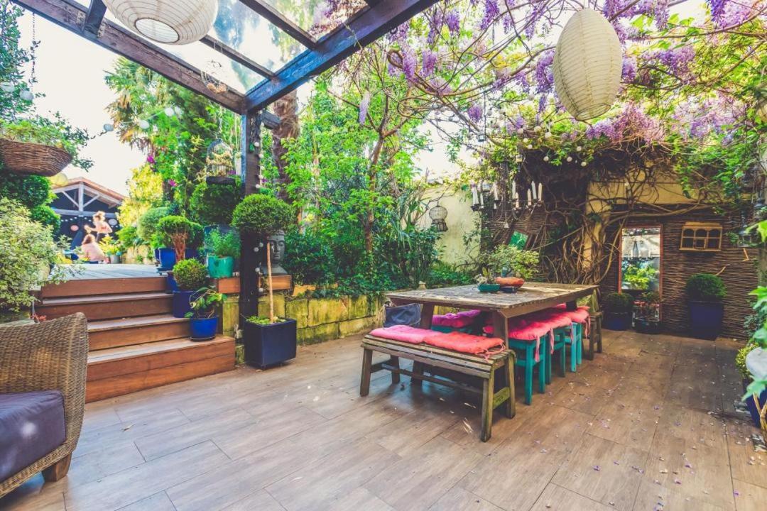 Buky Palace Pons Exterior foto